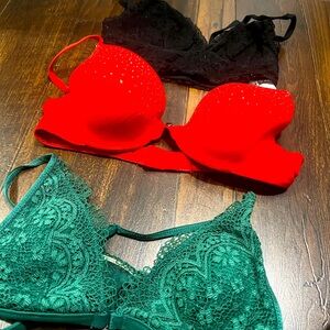 Women’s Bras-3 of them (black/red/green)
